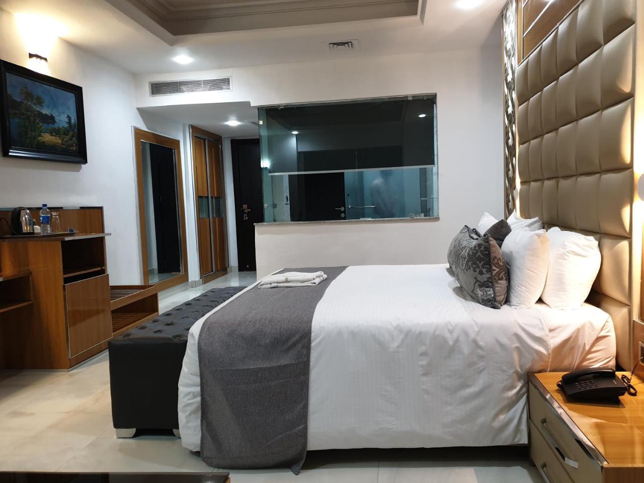 Caesar'S Luxury Hotel Lekki Exterior foto